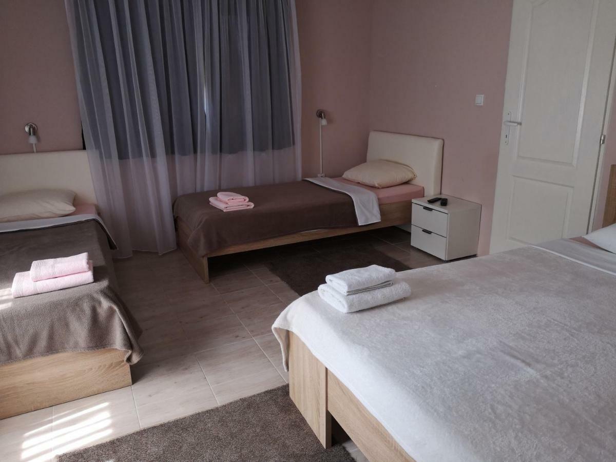 Apartment Dedine Golubac Exterior foto